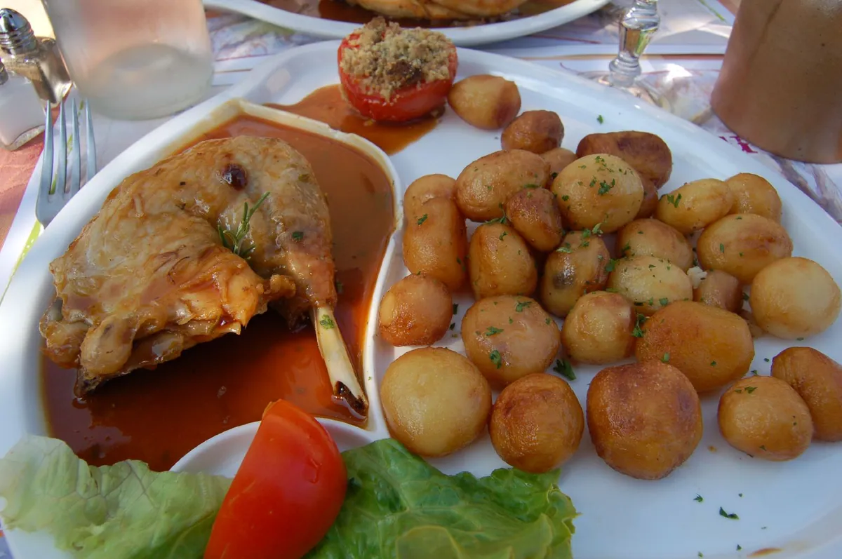 International food typical of South Bar & Restaurant